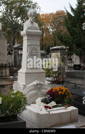 Grab des deutschen Dichters Heinrich Heine (1797-1856) am Friedhof Montmartre, Paris, Frankreich Stockfoto