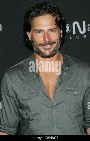 Joe Manganiello im Ankunftsbereich für Joe Manganiello Gastgeber im Mond Nachtclub, Palms Casino Resort Hotel, Las Vegas, NV 27. Oktober 2011. Foto von: James Atoa/Everett Collection Stockfoto