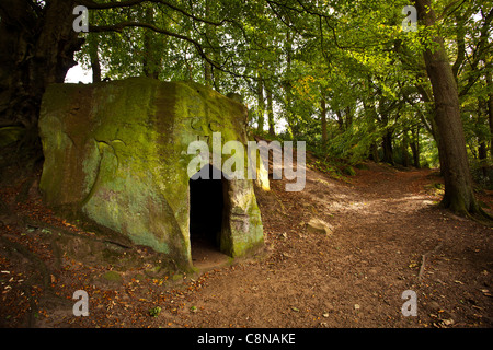 Die Einsiedelei in der Nähe von fallen Foss Wasserfall im Herbst, in der Nähe von Whitby, North Yorkshire Stockfoto