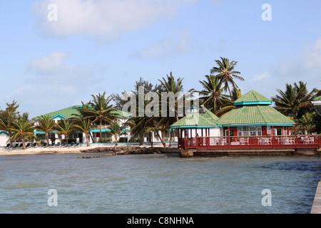 Ricos Bar & Grill, San Pedro, Ambergris Caye (aka La Isla Bonita / Die schöne Insel), Barrier Reef, Belize, Karibik, Zentral- und Lateinamerika Stockfoto