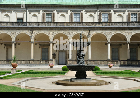Queen Anne Sommerpalast, Belveder, Prager Burg Tschechien. Renaissance-Palast für Queen Anne Schiff Rumpf Dach Stockfoto