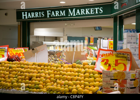 Mangos zum Verkauf bei Harris Bauernhof Märkte in Mona Vale, Sydney, Australien Stockfoto