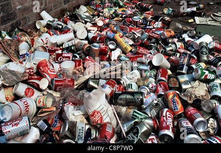 "Wegwerfgesellschaft". Wurf in London. Stockfoto