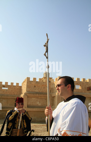 Taufe des Herrn-Prozession in Qasr al Yahud vom Fluss Jordan Jordan-Tal Stockfoto