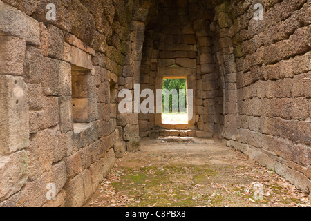 alte kleine Khmer Tempeleingang in der Nähe von Nang Rong, Provinz Buriram, Thailand Stockfoto