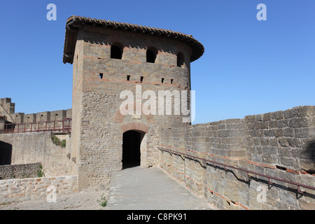 Festungsmauer der mittelalterlichen Stadt Carcassonne in Frankreich Stockfoto