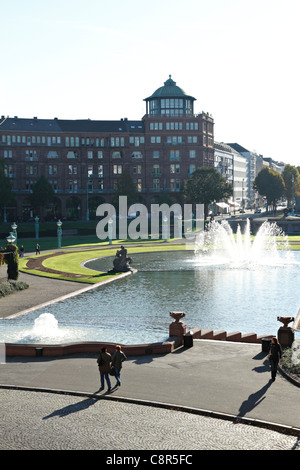 Frederick Park Brunnen von den Mannheim Turm Wassergarten, Mannheim Baden-Württemberg Deutschland Stockfoto