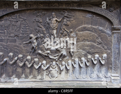 Carving Auferstehung Lateinische Kathedrale 1349, Lviv, Ukraine. Stockfoto