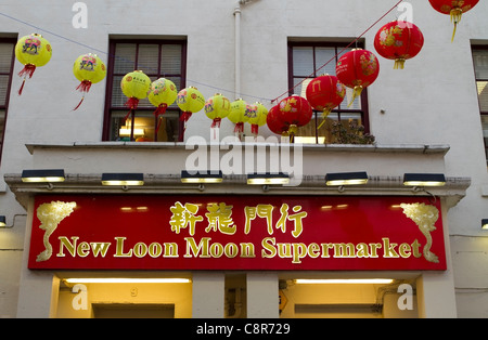 Neue Loon Mond Supermarkt in der Gerrard Street in Chinatown, London Stockfoto