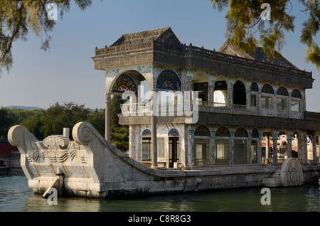 Klar und friedlich oder Marmor Boot auf Kunming See am Sommerpalast Beijing China Stockfoto