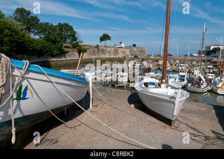Alten Fischerboote im Hafen von Le Château d'Oléron (17480), Oléron Insel, Frankreich Stockfoto