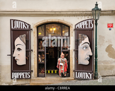 Prag, Tschechische Republik. Marionetten Shop auf Nerudova Stockfoto