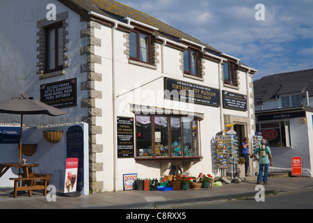 Tintagel Cornwall England White fronted Spielzeugmuseum und Sammler-Shop Stockfoto