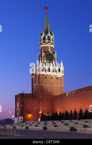 Der Erlöser-Turm oder Spasskaya Tower (1491) im Kreml in Moskau, Russland Stockfoto