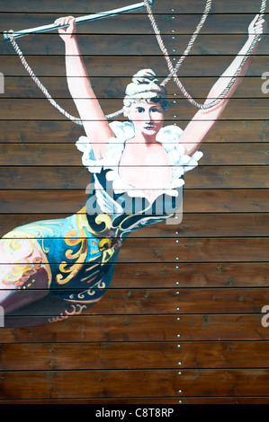 -Klassische Zirkus - Trapez-Künstler. Stockfoto