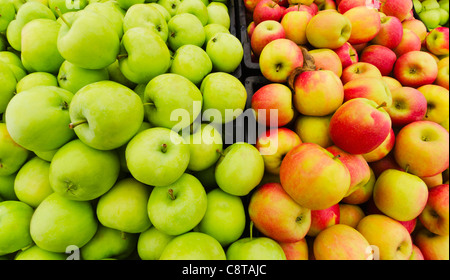 USA, New York City, Haufen von Äpfeln Stockfoto