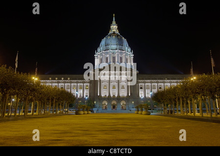 San Francisco Kalifornien Rathaus bei Nacht Stockfoto