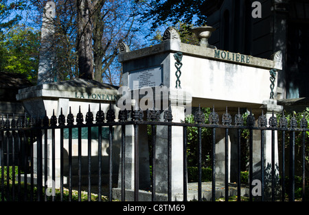 Paris, die Gräber von Moliere und La Fontaine auf dem Friedhof Pére Lachaise Stockfoto