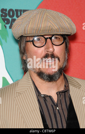 Les Claypool im Ankunftsbereich für SOUTH PARK 15. Jubiläumsparty Barker Hangar, Santa Monica, CA 20. September 2011. Foto von: Stockfoto