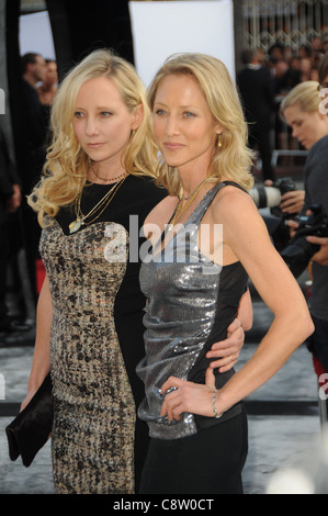 Anne Heche, Abigail Heche im Ankunftsbereich für World Premiere des Cirque du Soleil IRIS, Kodak Theatre, Los Angeles, CA September Stockfoto