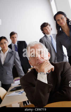 Studioaufnahme von Geschäftsleuten Stockfoto