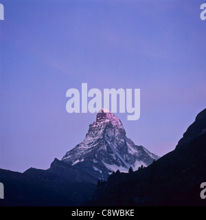 Sonnenaufgang am Matterhorn Zermatt Wallis Schweiz Stockfoto