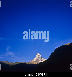 Sonnenaufgang am Matterhorn Zermatt Wallis Schweiz Stockfoto