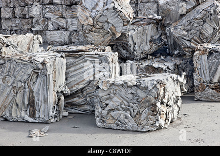 Recycling, verdichtet Aluminium Folie Stockfoto