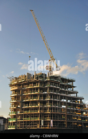 Riverside Bau, Kingston upon Thames, Royal Borough of Kingston upon Thames, Greater London, England, Vereinigtes Königreich Stockfoto