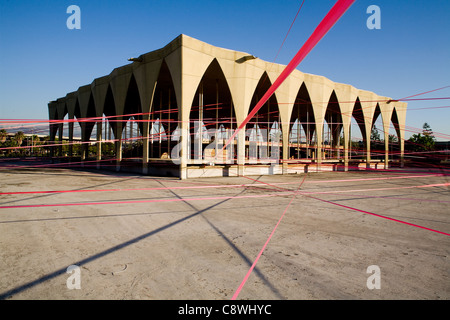 Die Rachid Karame Center in Tripolis wurde von dem berühmten Architekten Oscar Niemeyer entworfen. Stockfoto