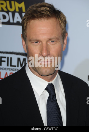 Aaron Eckhart im Ankunftsbereich für THE RUM DIARY Premiere, Los Angeles County Museum of Art (LACMA), Los Angeles, CA am 13 Oktober, Stockfoto