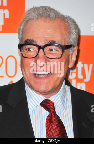 Martin Scorsese Ankünfte GEORGE HARRISON lebendigen NUREINEN Welt Premiere49th Film Festival NYFF Alice Tully Hall in New York Stockfoto