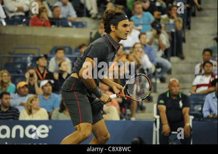 Roger Federer konkurriert in Anwesenheit uns OPEN 2011 Tennis Championship-Montag USTA Billie Jean King National Tennis Center Stockfoto