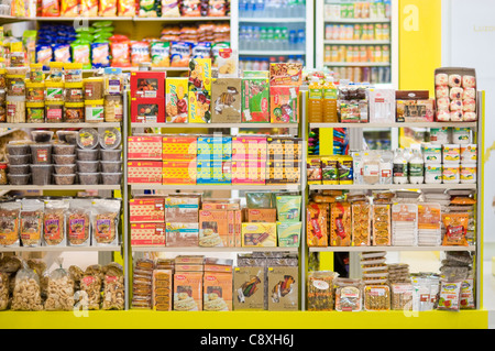 Pasalubong Shop, Nonoy Aquino Internationaler Flughafen Manila Philippinen Stockfoto