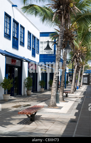 Einkaufszentrum am Puerto Calero Marina Lanzarote Kanarische Inseln-Spanien Stockfoto