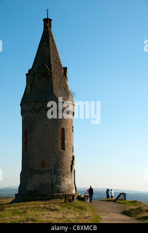 Hartshead Pike, Tameside, Manchester, England, Großbritannien. Erbaut 1863 zur Erinnerung an die Hochzeit des Prinzen von Wales mit Prinzessin Alexandra von Dänemark. Stockfoto