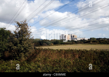 Strom-Hochspannungsleitungen aus der Kernenergie Station, Sizewell, Suffolk, England Stockfoto