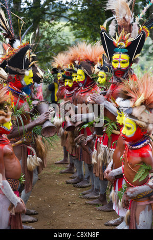 Huli Wigmen bei Paiya Show Sing-Sing im Hochland von Papua-Neu-Guinea Stockfoto