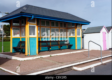 Unterkunft am Meer in der englischen Riviera Resort von Paignton in Devon, England. Stockfoto