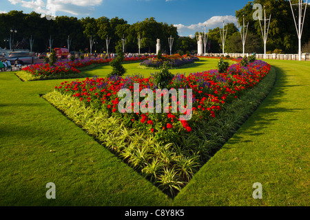 England, London, Memorial Gardens. Süd- und Westafrika Tore und Memorial Gardens, Bestandteil der beliebten St James Park Stockfoto