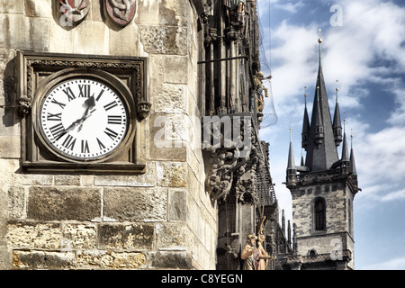 Uhr an der Wand des alten Rathauses, Prag, Tschechische Republik Stockfoto