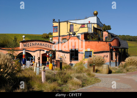 Hundertwasser Haus im Weinparadies Hirn Weinberg Estate, Untereisenheim, Landkreis Würzburg untere Franken, Stockfoto