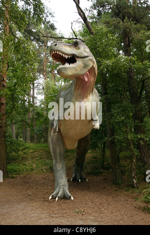 Tyrannosaurus Rex (Tyrann Eidechse) in Leba Park (Dinosaurier Freizeitpark), Polen Stockfoto