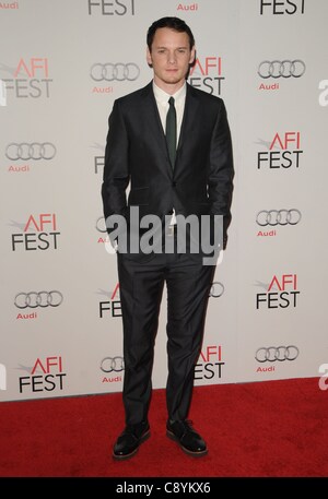 Anton Yelchin in Anwesenheit für die Los Angeles Times Young Hollywood Panel, Graumans Chinese Theatre, Los Angeles, CA 4. November 2011. Foto von: Dee Cercone/Everett Collection Stockfoto