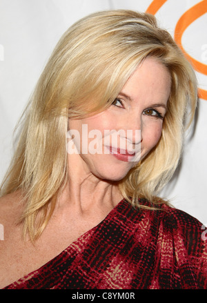 SUZANNE SENA LUPUS LA 9. jährliche HOLLYWOOD Tasche Damen LUNCHEON BEVERLY HILLS LOS ANGELES Kalifornien USA 4. November 2011 Stockfoto