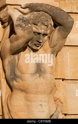 Brunnen-Statuen am unteren Wassergarten im Blenheim Palace, Oxfordshire, Vereinigtes Königreich Stockfoto