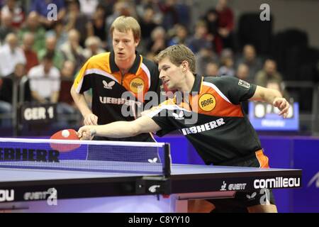 05 11 2011 Magdeburg, Deutschland.  Doppelte Bastian Steger und Patrick Tree Deutschland. Deutschland Vs China Table Tennis World team Cup 2011 in der Getec Arena Magdeburg Stockfoto