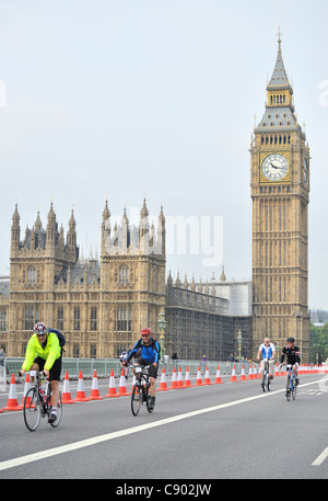 Radfahrer, die Teilnahme an der Tour of Britain Radsport-Event am 19. September 2009, Westminster, London, UK Stockfoto
