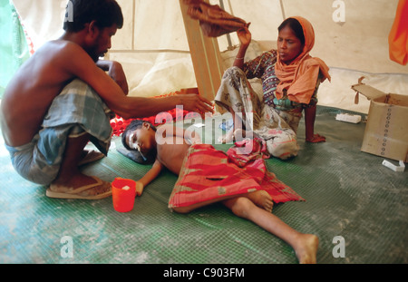 250.000 Rohingya-Flüchtlinge (1/3 der gesamten Pop) aus Arakan Provinz in Birma Regierung Unterdrückung fliehen. Teknaf. Bangladesch. 1992. Stockfoto