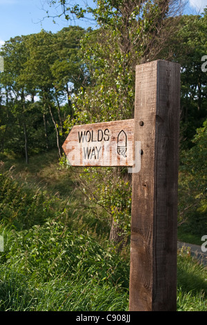 Wolds Wege-Wanderweg-Schild Stockfoto